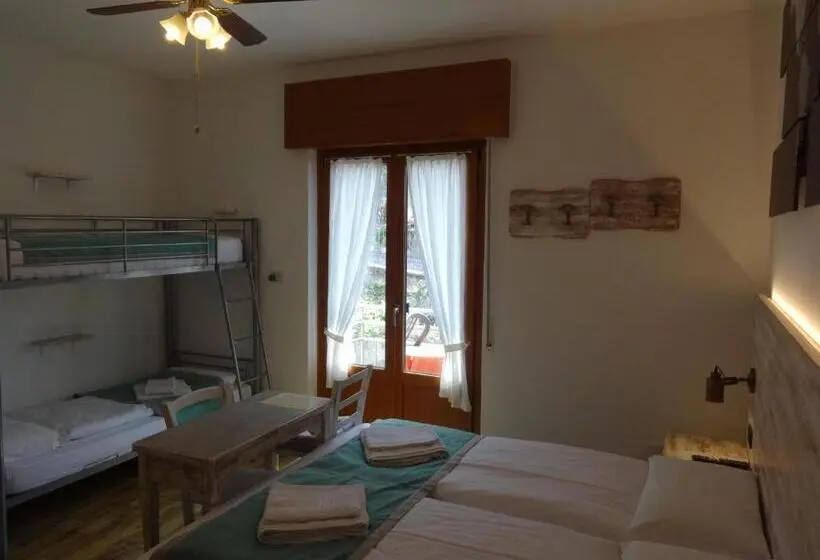 Standard Neljän Hengen Huone, B&b Casa Gabriele