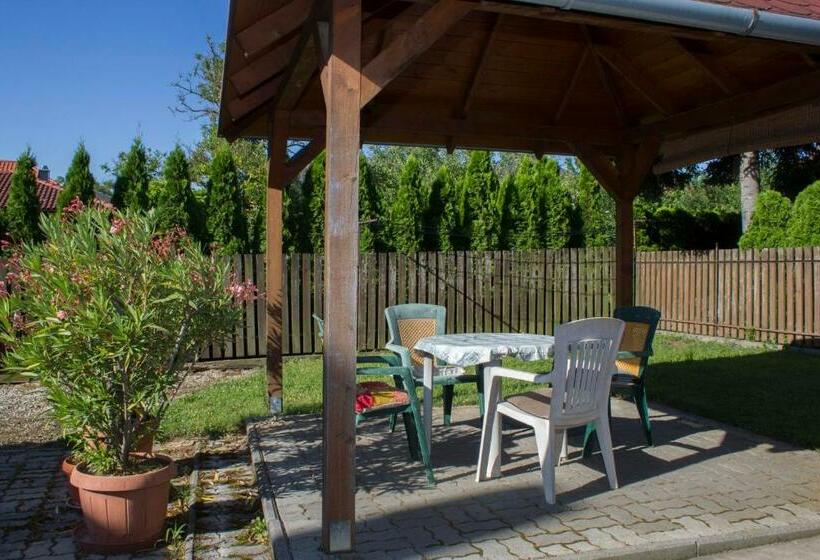 침실 1개 주택, Haus Margit