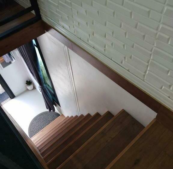 Семейный Номер, บ้านขวัญกมล