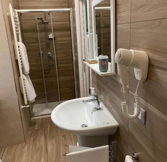اتاق استاندارد, B&b Piano Romano  Con Parcheggio Privato Gratuito