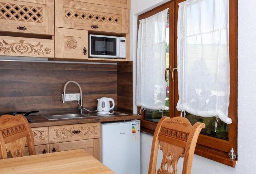 Апартаменты 2 Спальни, Drevenica U Pavla