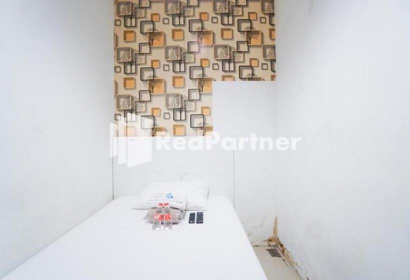 Standart Tek Kişilik Oda, Eascot Hotel Mitra Reddoorz