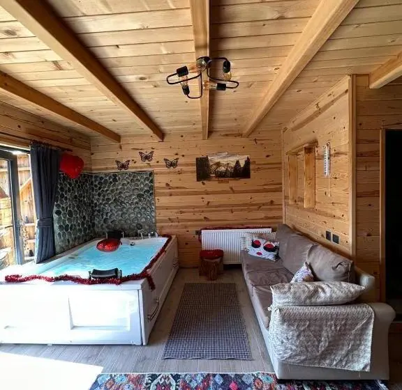 Sviitti, Ekakta Bungalov