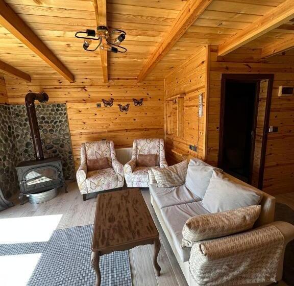 １ベッドルームドゥプレックスアパートメント, Ekakta Bungalov