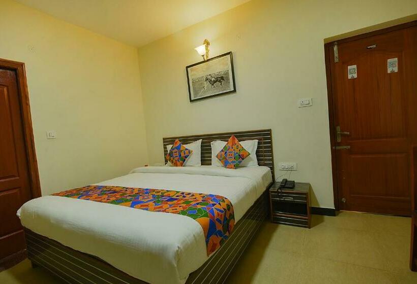 חדר דלוקס, Fabhotel Greenwood Stays