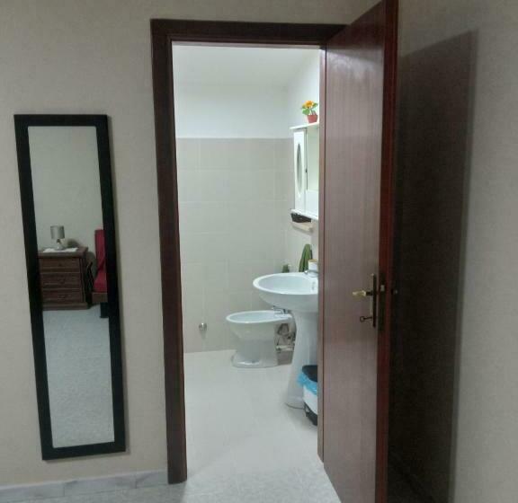 اتاق استاندارد, L Altra Casa 1933