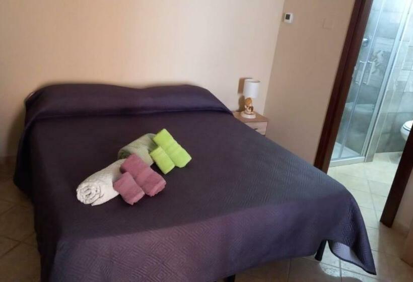 اتاق استاندارد, L Altra Casa 1933