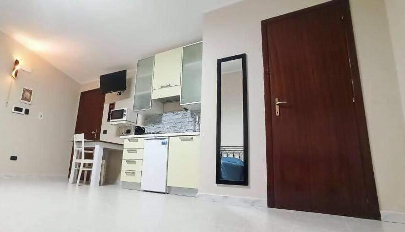 اتاق استاندارد, L Altra Casa 1933