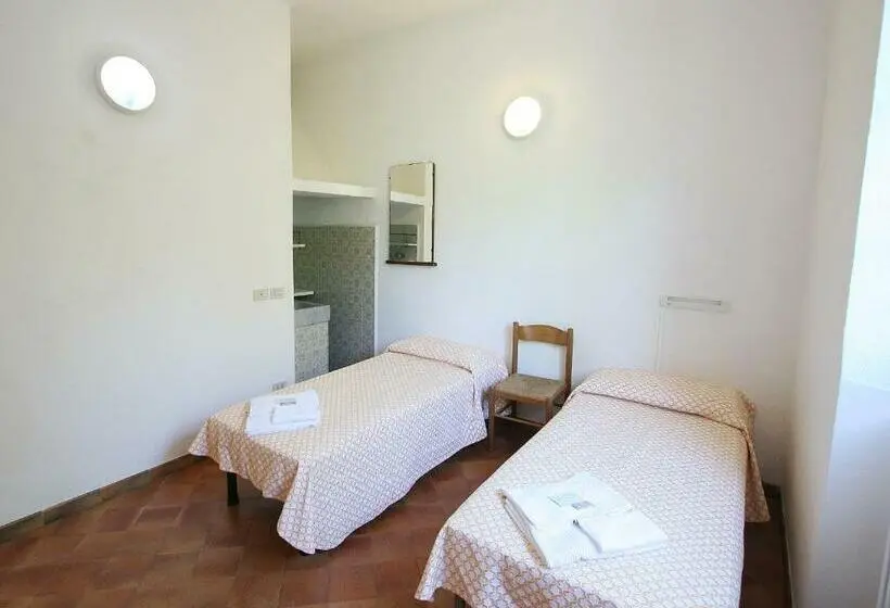ファミリールーム, Santuario Ns Soviore Cinque Terre