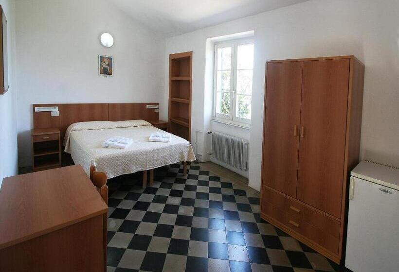 Номер Стандарт, Santuario Ns Soviore Cinque Terre