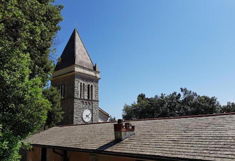 اتاق استاندارد چهار تخته, Santuario Ns Soviore Cinque Terre