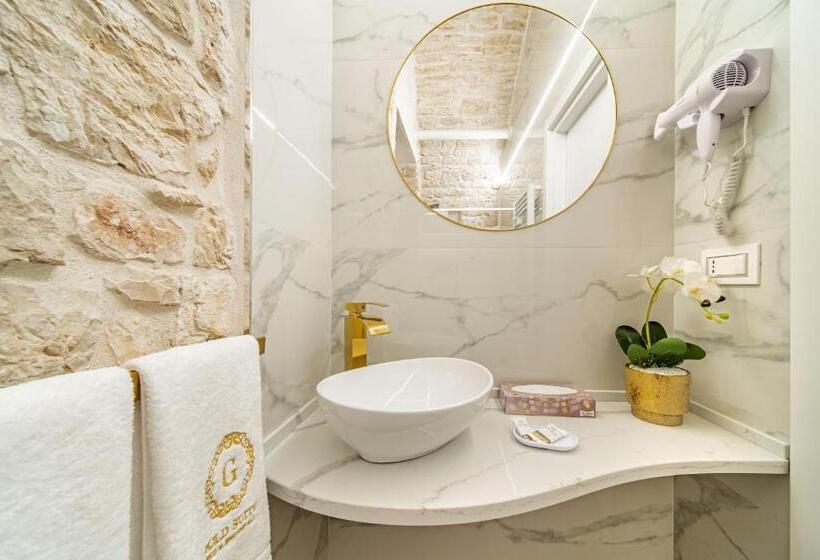 חדר סטנדרט עם ג'קוזי, Gold Suite B&b