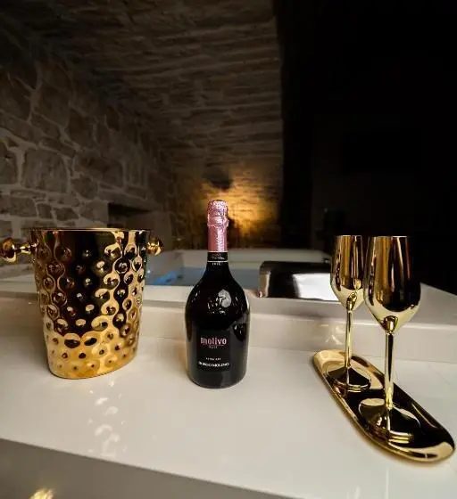 バスタブ付きスタンダードルーム, Gold Suite B&b