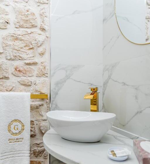 חדר סטנדרט עם ג'קוזי, Gold Suite B&b