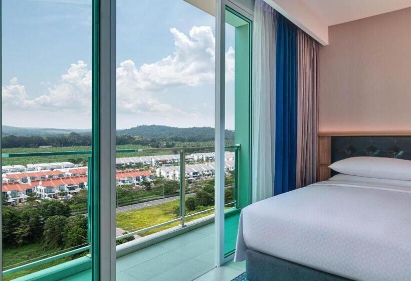 带阳台精选间, Four Points By Sheraton Desaru