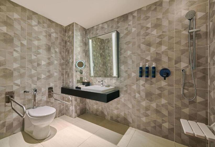 带阳台的豪华间, Four Points By Sheraton Desaru