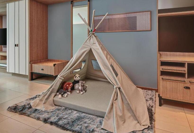 家庭间, Four Points By Sheraton Desaru