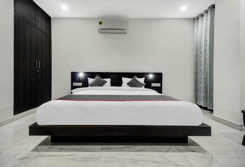 חדר דלוקס לשלושה, Townhouse Pisto Inn