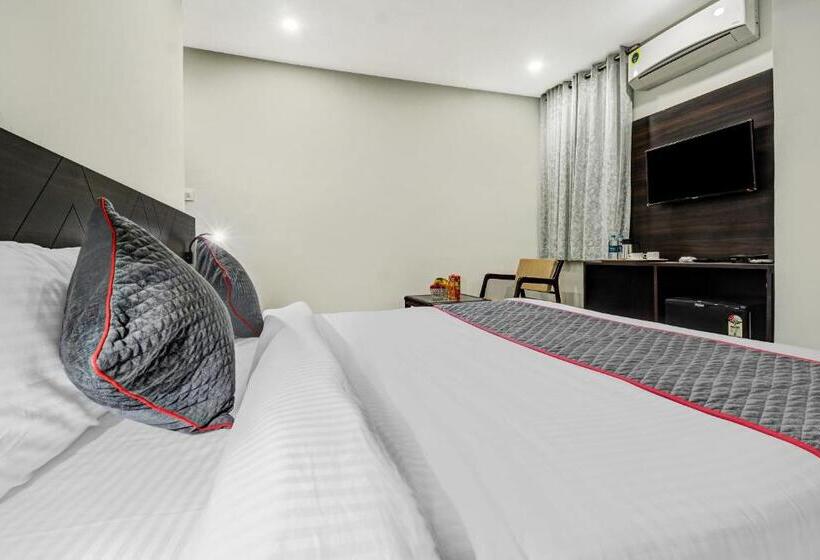 חדר דלוקס לשלושה, Townhouse Pisto Inn