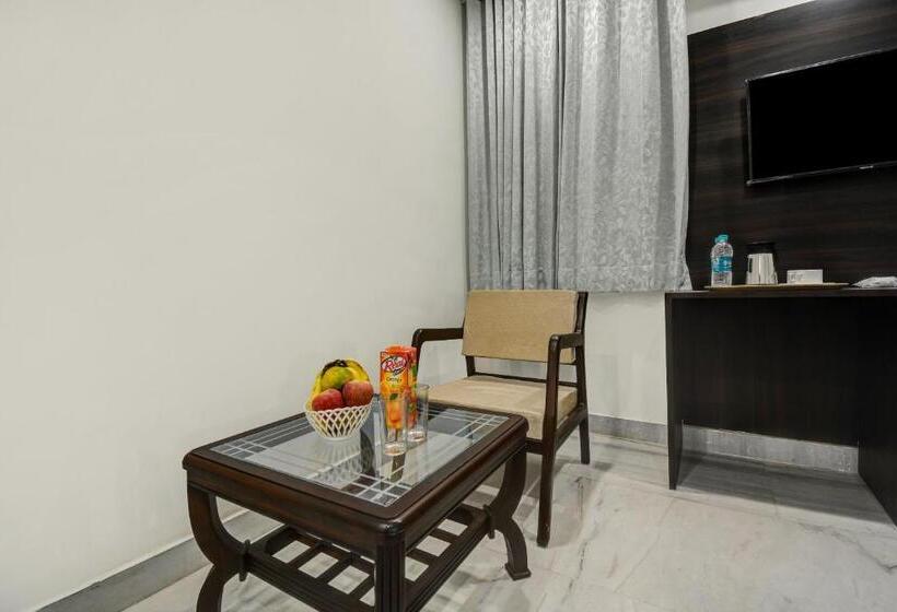 חדר דלוקס לשלושה, Townhouse Pisto Inn