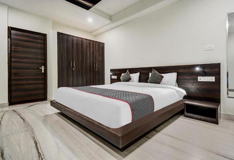 חדר דלוקס לשלושה, Townhouse Pisto Inn