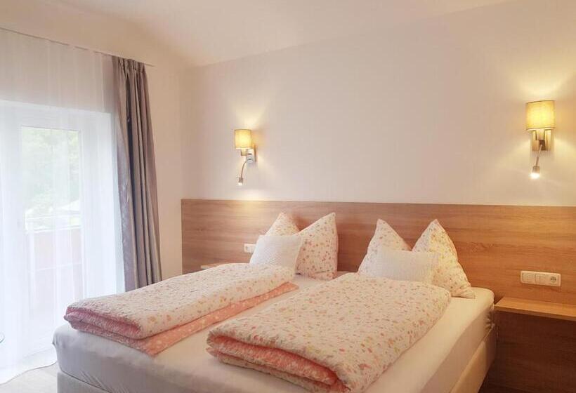 스탠다드 룸 산 전망, Pan Haus Bad Goisern