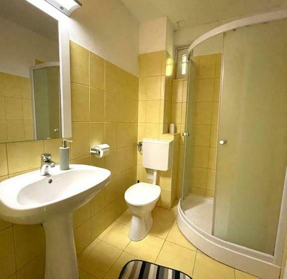 اتاق استاندارد, Pensiunea Cehov