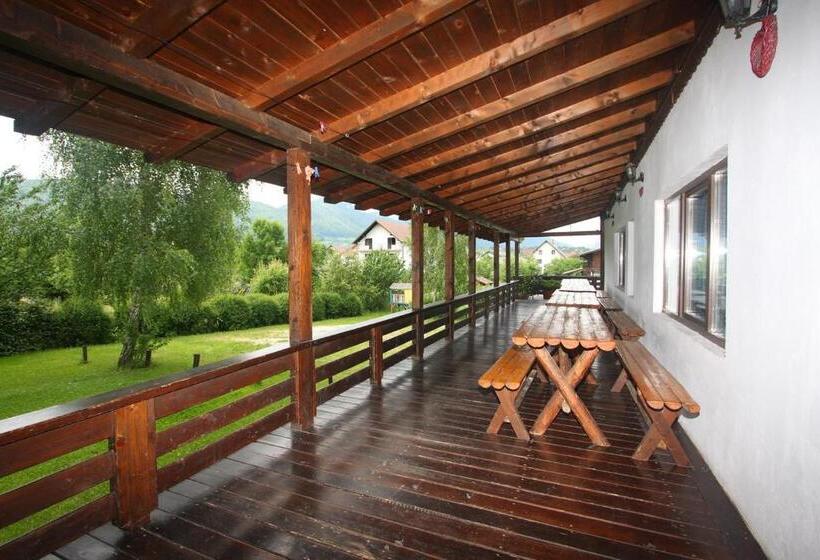 ویلای 1 خوابه, Pensiunea Cehov