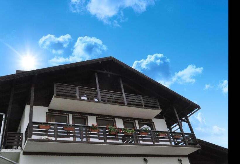 ویلای 1 خوابه, Pensiunea Cehov