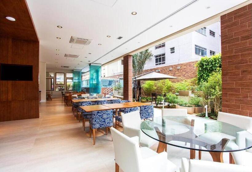 带1个卧室的带海景的公寓, Estanconfor Vista Mar Em Santos