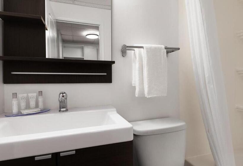 デラックスルーム, Howard Johnson By Wyndham Grande Prairie