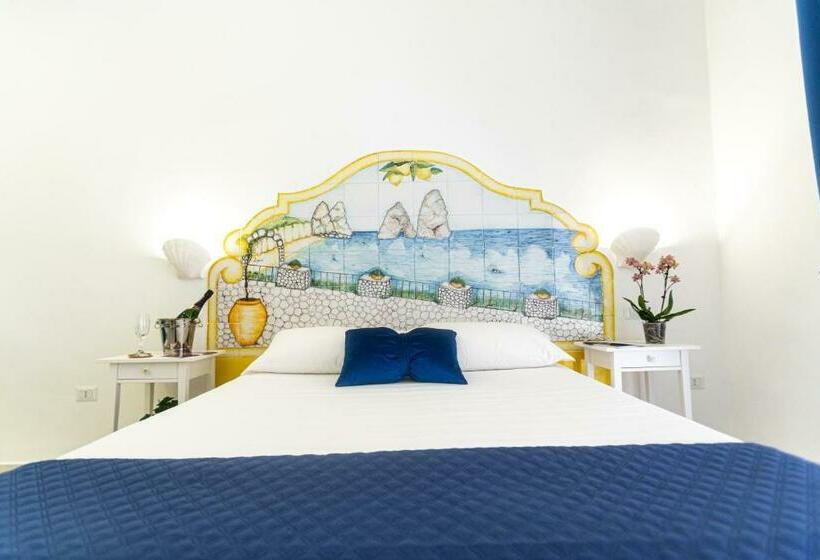 带阳台的豪华间, Biù B&b