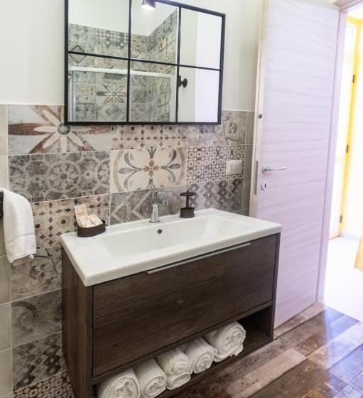 Номер Стандарт с Балконом, Biù B&b