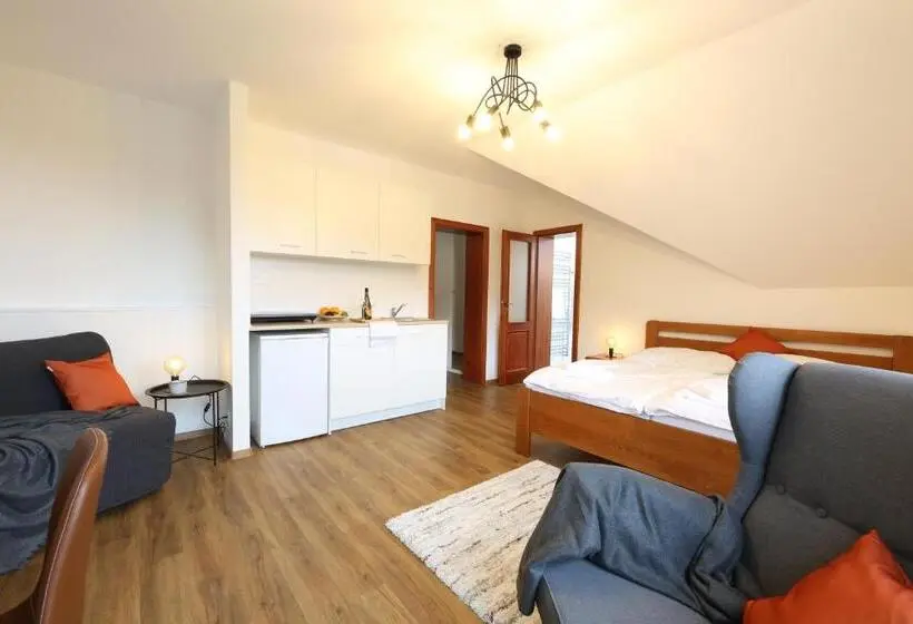 آپارتمان 1 خوابه با بالکن, úpatí Ještědu Apartmány