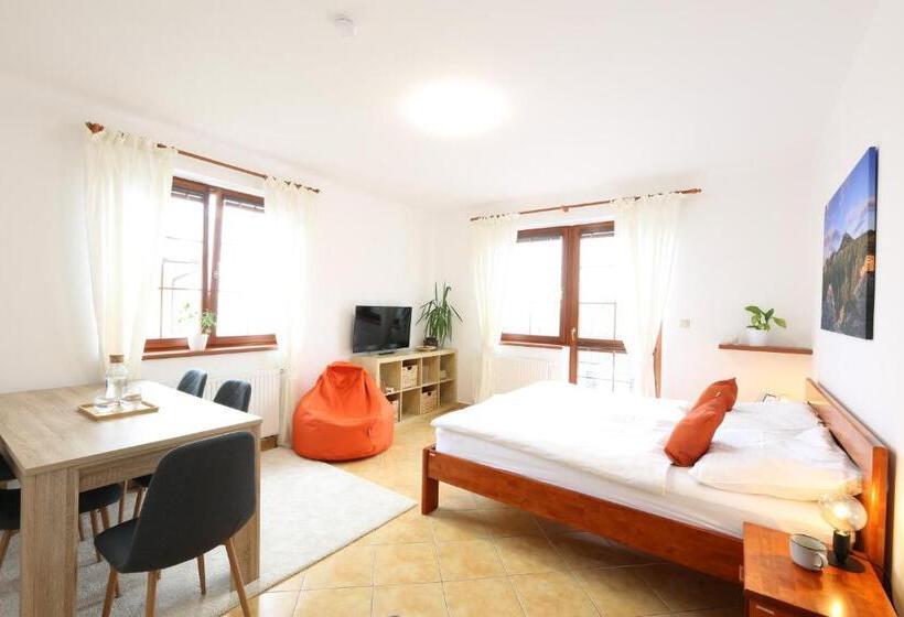 家庭套房, úpatí Ještědu   Apartmány