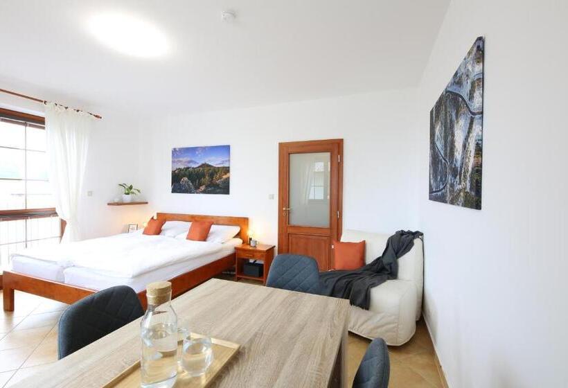 家庭套房, úpatí Ještědu   Apartmány