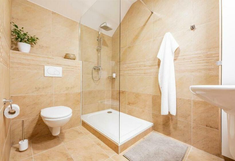 شقة غرفتين, úpatí Ještědu   Apartmány