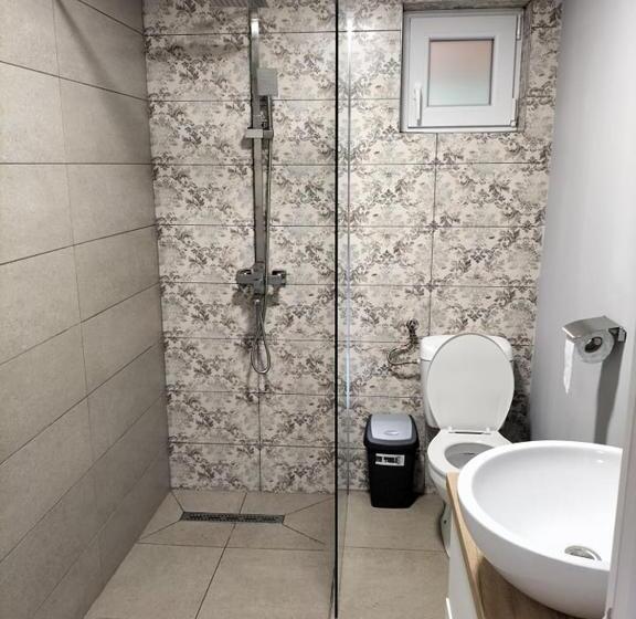 خانه 1 خوابه, Casa Justin