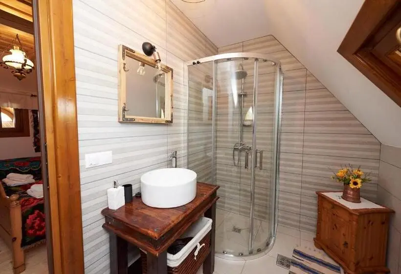 Deluxe-huone, Pensiunea Agroturistica Casa Pribegilor