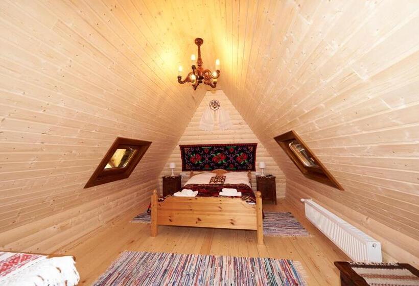 غرفة قياسية, Pensiunea Agroturistica Casa Pribegilor