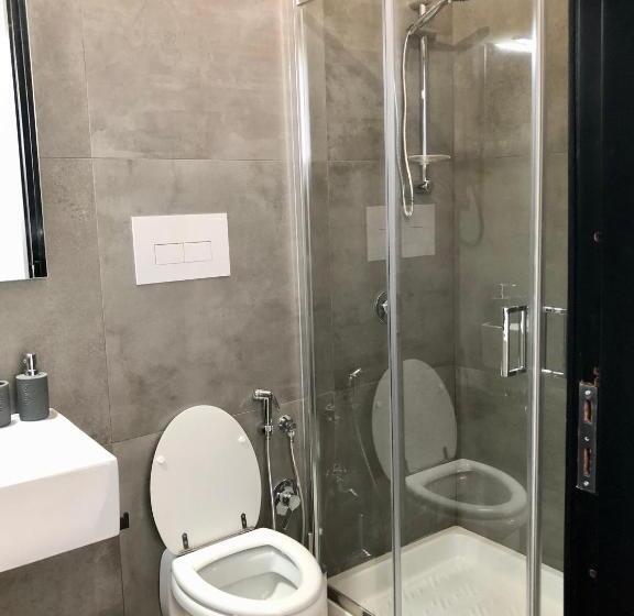 标准间, Le Quattro Porte