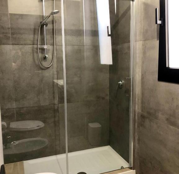 标准间, Le Quattro Porte