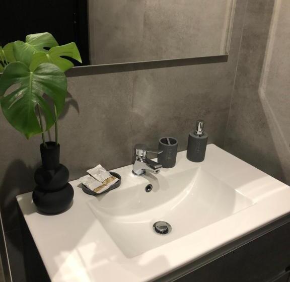 标准间, Le Quattro Porte