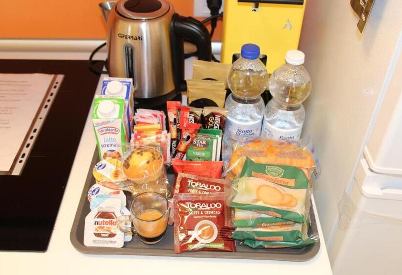 キングサイズベッドのデラックスルーム, Margiò House