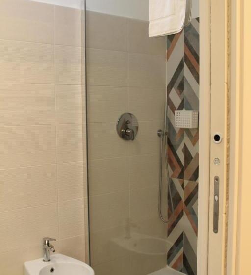 デラックスルーム, Margiò House