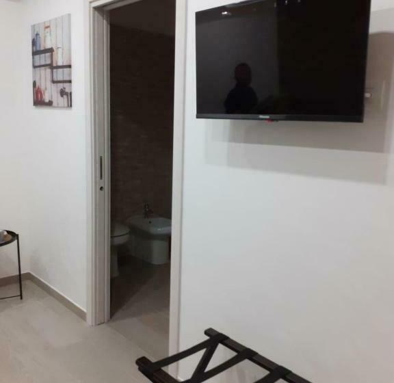 اتاق لوکس با چشمانداز, Maison Marguerite