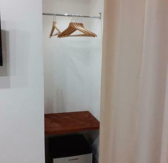 اتاق لوکس با چشمانداز, Maison Marguerite