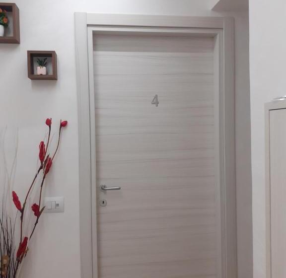 اتاق لوکس با چشمانداز, Maison Marguerite