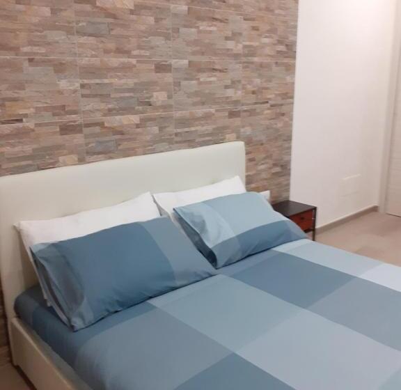 اتاق لوکس با چشمانداز, Maison Marguerite