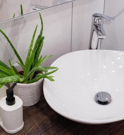 Полулюкс с Балконом, Pompei Plaza